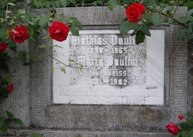 Paulini Mathias 1890-1965 Weiss Maria 1891-1982 Grabstein